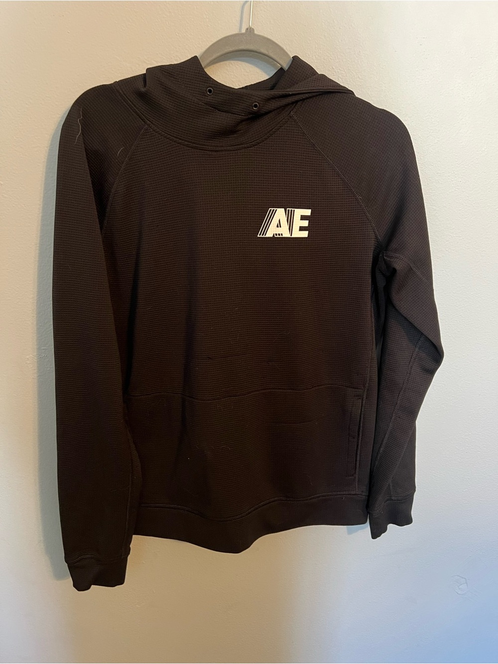 American Eagle Outfitters Black Zip-Up Hooded Sweater